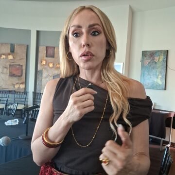“Es misógino e inaceptable”: Brenda Ríos critica espectáculo de bailarinas en evento de Bonilla