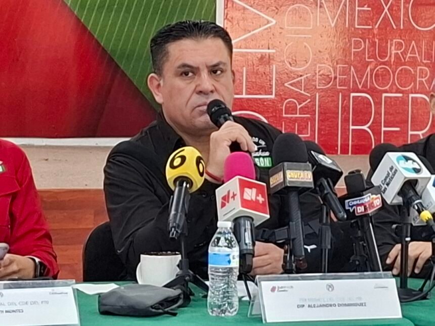 Peleas internas pueden costarle la alcaldía al PAN, señala Alex Domínguez