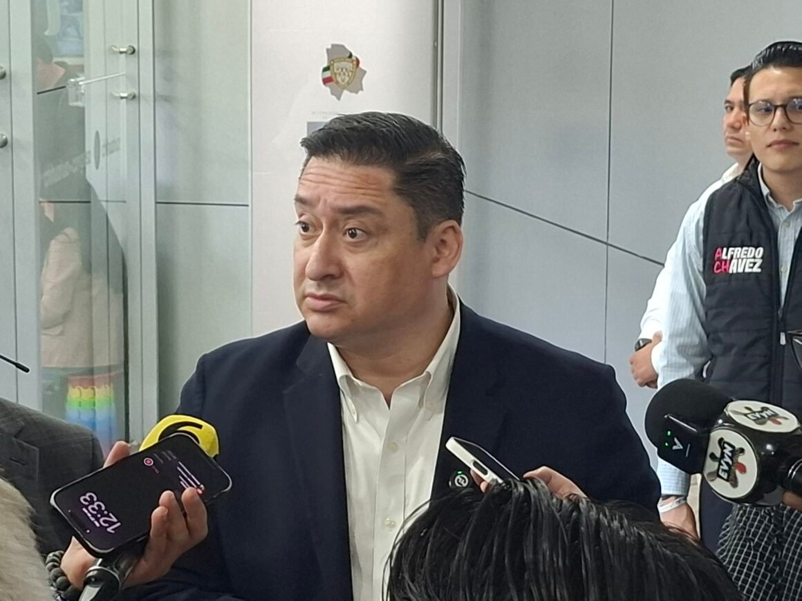 “Quien haga leña del árbol caído, allá su conciencia”: Alfredo Chávez sobre carta de Jáuregui