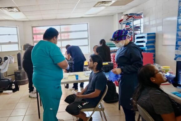 Lleva diputada Jael Argüelles atención dental gratuita a familias de Anapra