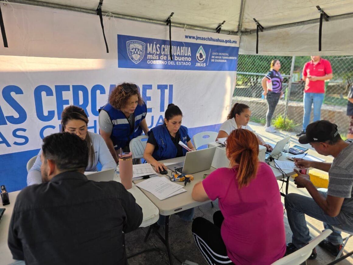 Lleva JMAS Chihuahua atención a usuarios y gestiones a la deportiva José Vasconcelos