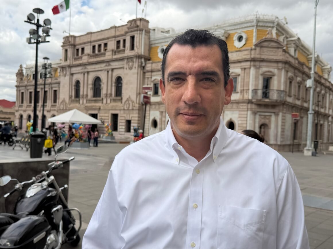 Poniente 5 debe iniciar cuanto antes por saturación del Periférico de la Juventud: René Chavira