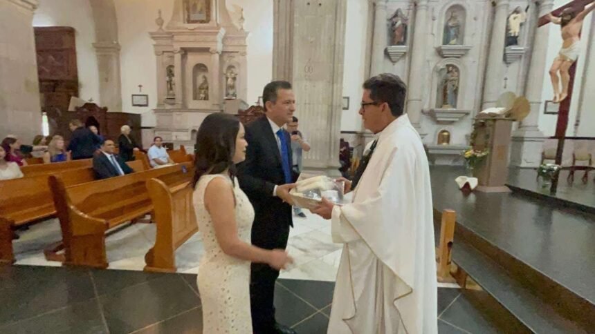 IMG-20261011-WA0009 En plena misa, el Cura Viezcas “profetiza” a Bonilla como próximo gobernador