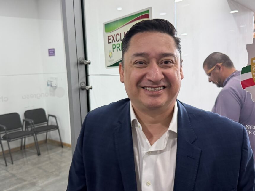 “Pedimos la renuncia de Zoé Robledo por incapaz y rollero”: Alfredo Chávez