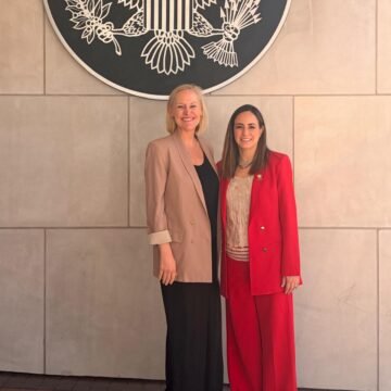 Se reúne presidenta del TSJE Marcela Herrera con cónsul de Estados Unidos en Juárez, Katharine Beamer