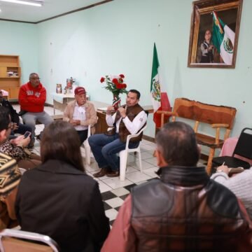 IMG-20261018-WA0033 Cierran filas con Cruz fundadores de Morena en Parral; de cara al 2027