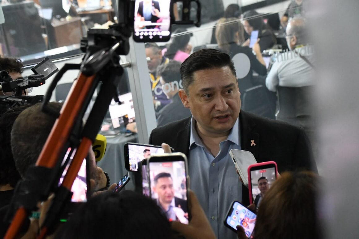 Alfredo Chávez reconoce crisis en el PAN, pero asegura que saldrán fortalecidos