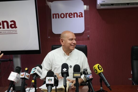 “Hay que difundir las obras”: Estrada ironiza sobre contrato de Gobierno del Estado con El Universal