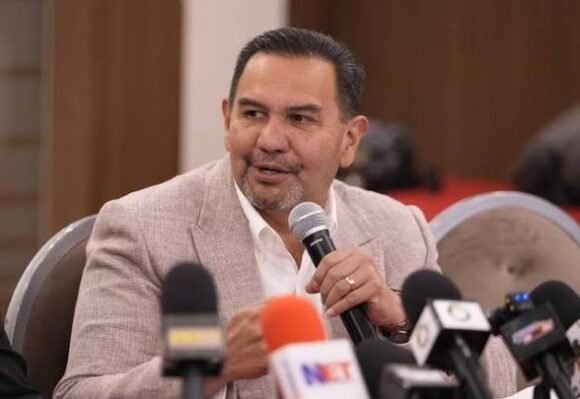 Cruz Pérez Cuéllar llevará a Taboada a tribunales por acusaciones de nexos criminales
