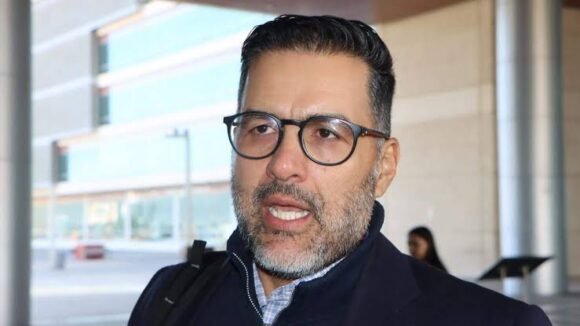 images (5) Jáuregui, sin fecha de audiencia en El Altiplano; defensa cuestiona doble proceso